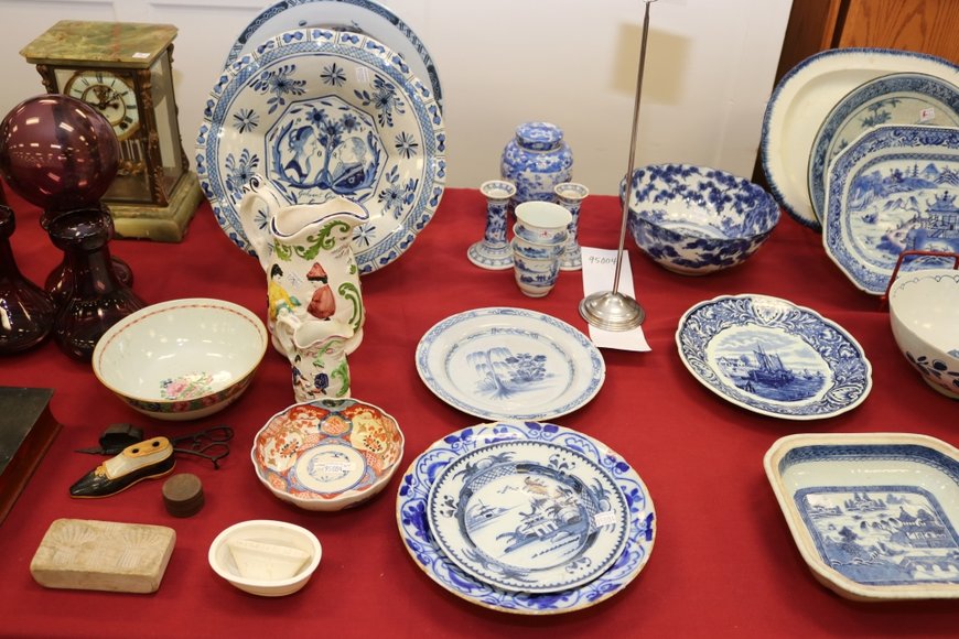 Image for Gallery Auction with Dolls: 8-8-19