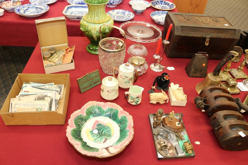 Image for Gallery Auction with Dolls: 8-8-19