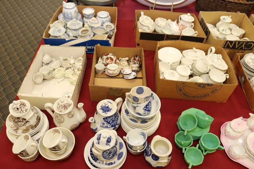 Image for Gallery Auction with Dolls: 8-8-19