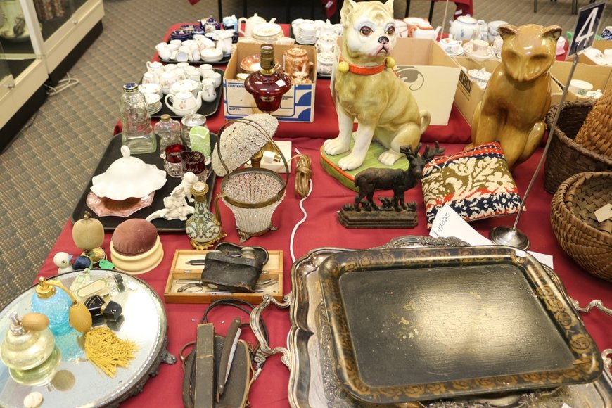 Image for Gallery Auction with Dolls: 8-8-19