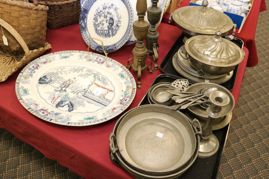 Image for Gallery Auction with Dolls: 8-8-19