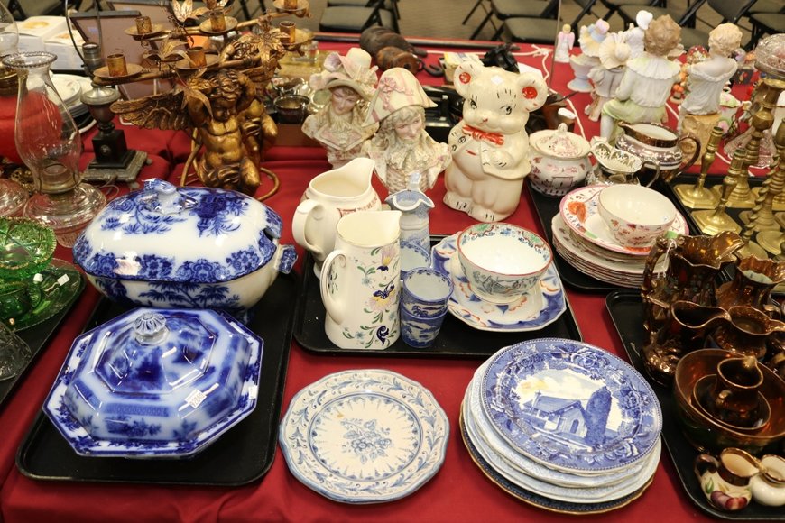 Image for Gallery Auction with Dolls: 8-8-19