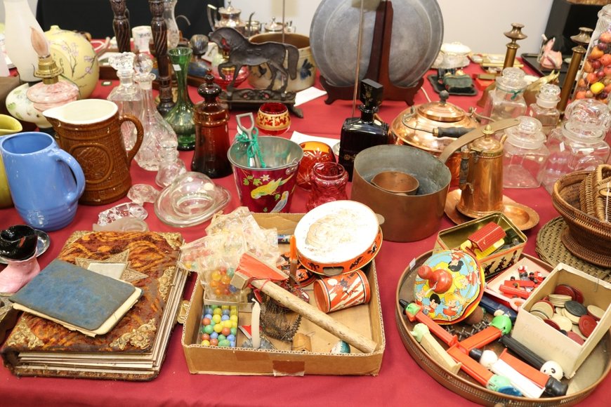 Image for Gallery Auction with Dolls: 8-8-19