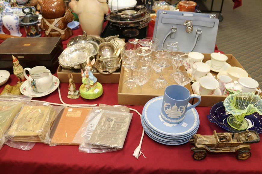 Image for Gallery Auction with Dolls: 8-8-19