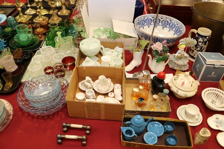 Image for Gallery Auction with Dolls: 8-8-19