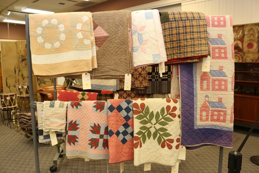 Image for Gallery Auction with Dolls: 8-8-19