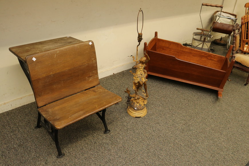 Image for Gallery Auction with Dolls: 8-8-19