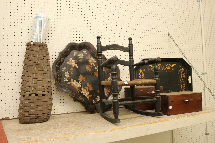 Image for Gallery Auction with Dolls: 8-8-19