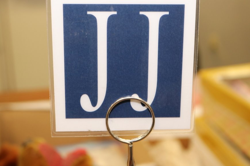 Image for Gallery Auction with Dolls: 8-8-19