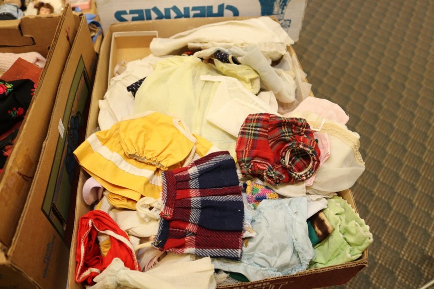 Image for Gallery Auction with Dolls: 8-8-19