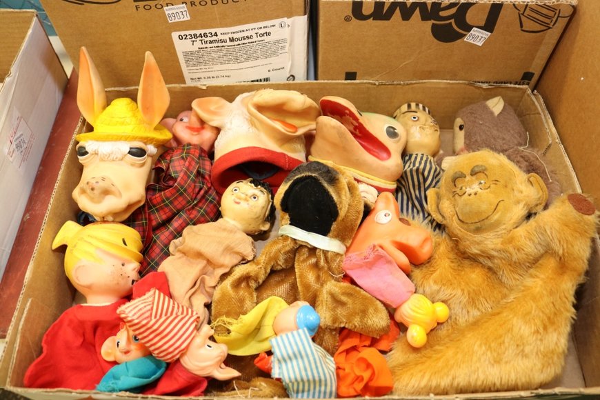 Image for Gallery Auction with Dolls: 8-8-19