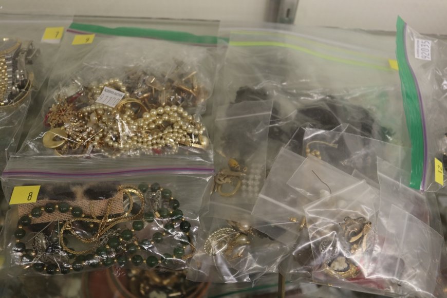 Image for Gallery Auction with Dolls: 8-8-19