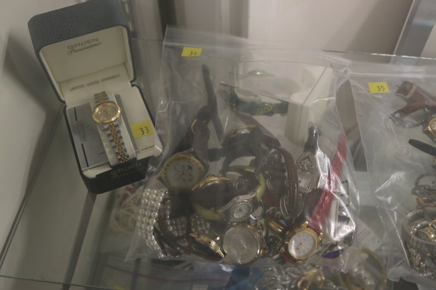 Image for Gallery Auction with Dolls: 8-8-19