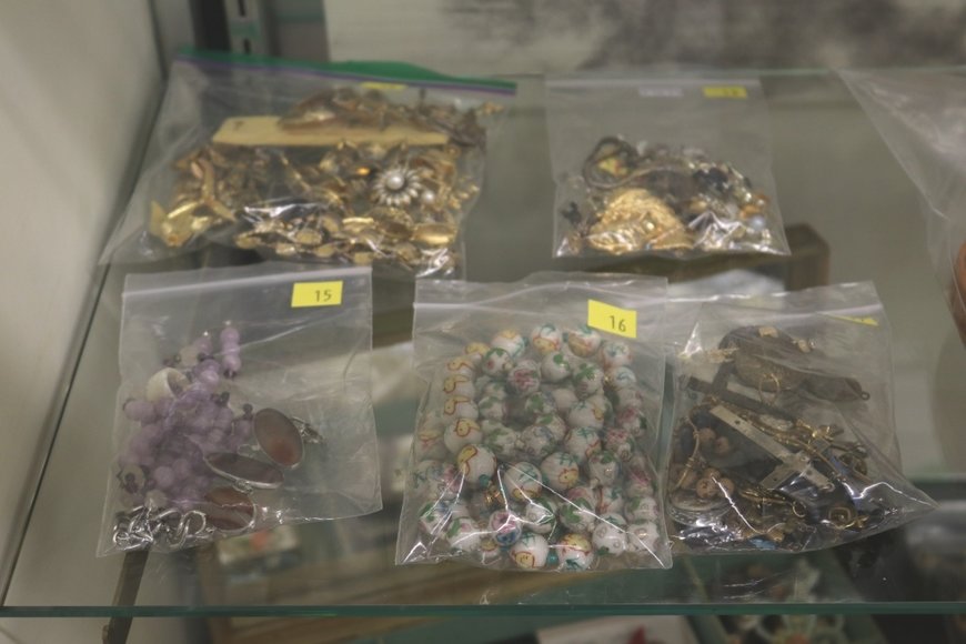 Image for Gallery Auction with Dolls: 8-8-19