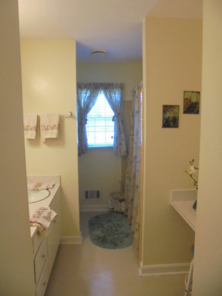 Image for REAL ESTATE (UNDER CONTRACT) & PERSONAL PROPERTY ESTATE AUCTION (Living & Deceased)~McLeansville