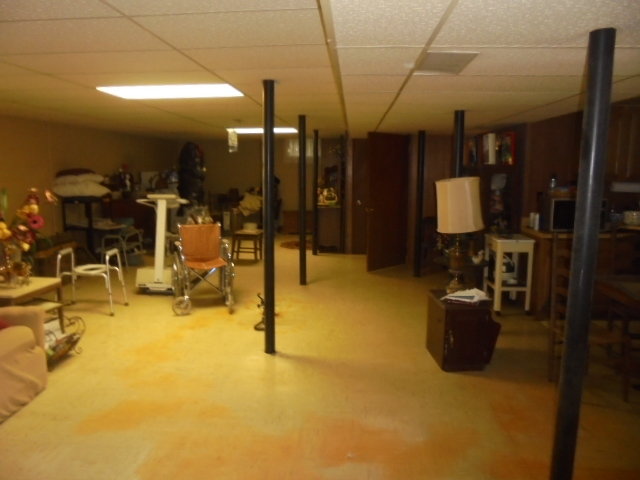 Image for REAL ESTATE (UNDER CONTRACT) & PERSONAL PROPERTY ESTATE AUCTION (Living & Deceased)~McLeansville