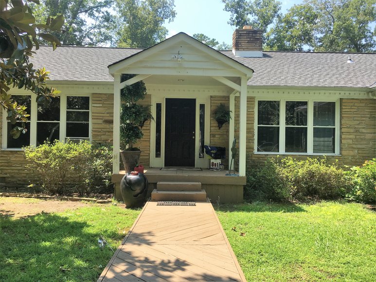 Accelerated Sale 76 Woodstock Dr., Hartfield, VA 23071 5 BD/3.5 BA