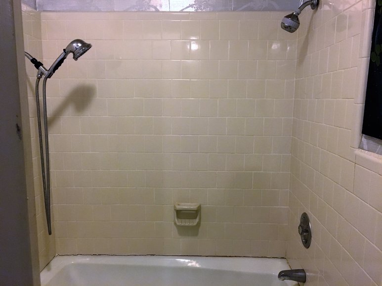 Accelerated Sale 76 Woodstock Dr., Hartfield, VA 23071 5 BD/3.5 BA