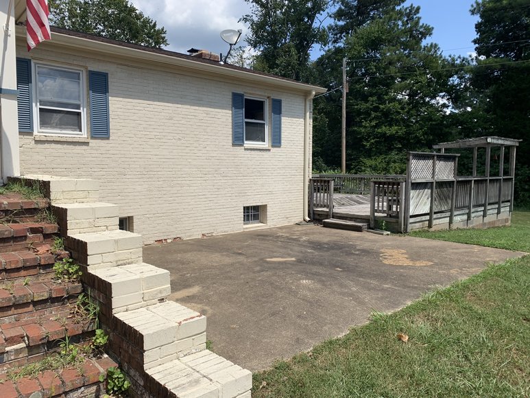 Image for 4 BR/2 BA Brick Home on 3.5 +/- Acres in Prince William County, VA--SELLS to the HIGHEST BIDDER!!