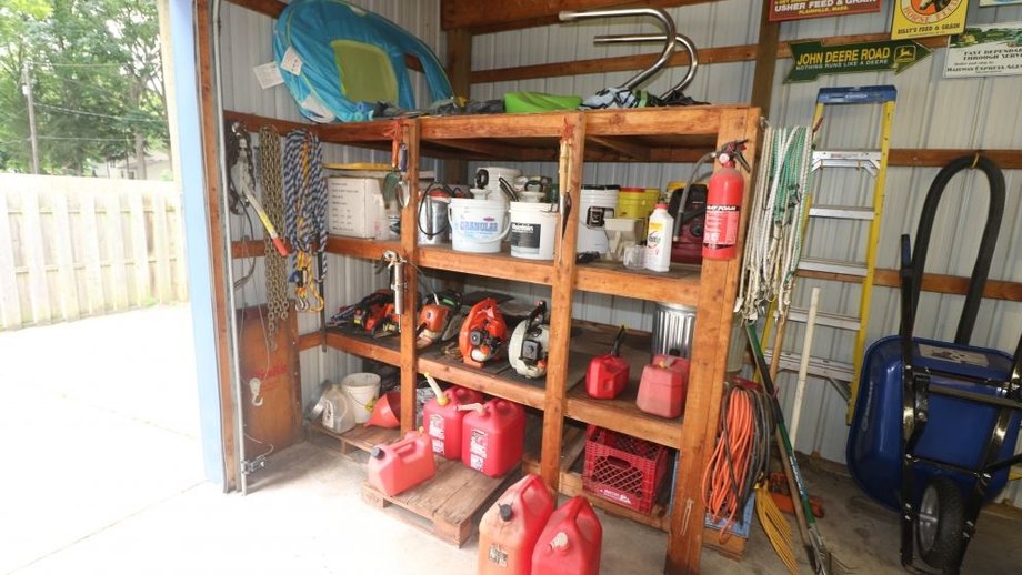 Image for CONTENTS AUCTION! 613 RICHARDS ROAD!