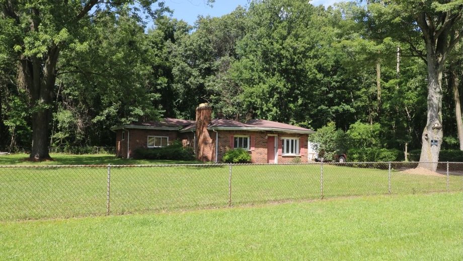 Image for MINIMUM BID AUCTION! $40,000 4900 TAWAS DR