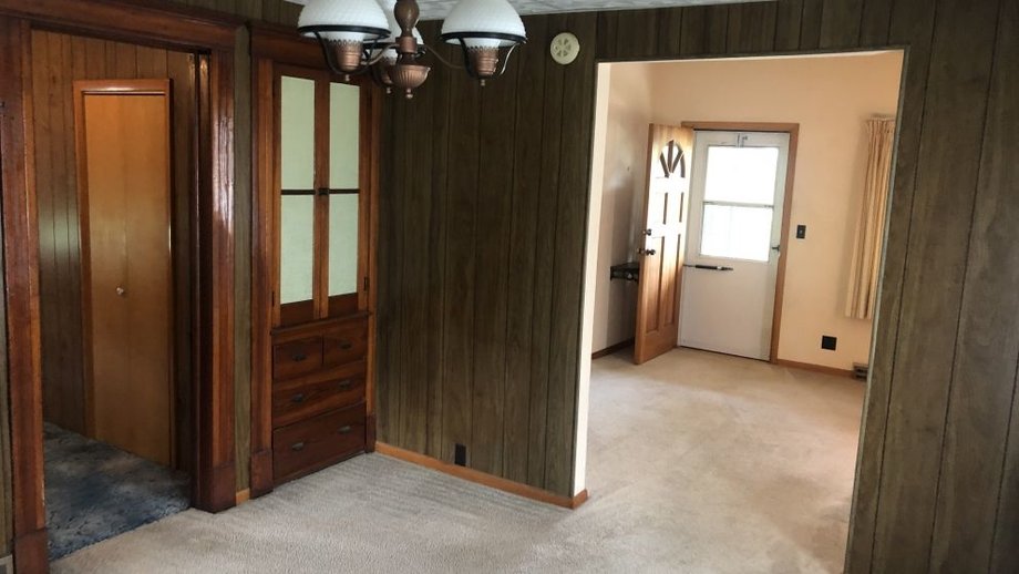 Image for ABSOLUTE AUCTION!	2104 Woodford Street