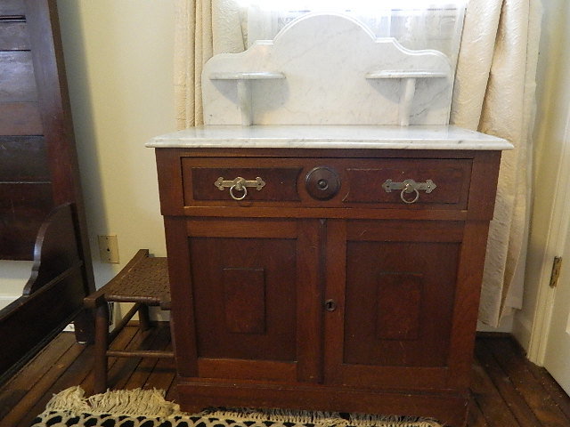 Image for REAL ESTATE (UNDER CONTRACT) & PERSONAL PROPERTY ESTATE AUCTION (Living & Deceased)~McLeansville