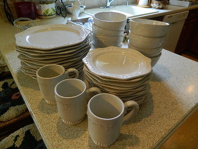 Image for REAL ESTATE (UNDER CONTRACT) & PERSONAL PROPERTY ESTATE AUCTION (Living & Deceased)~McLeansville