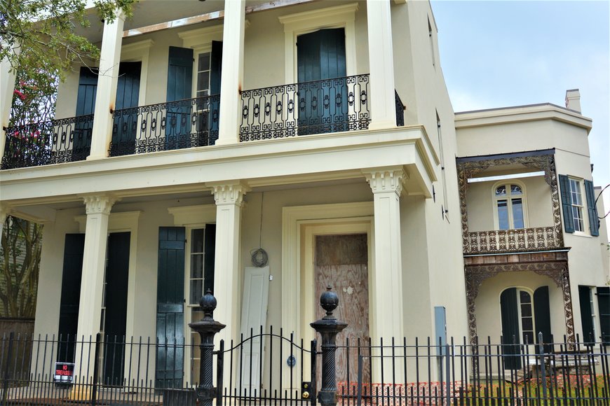 1717 Coliseum St., New Orleans, LA  70130