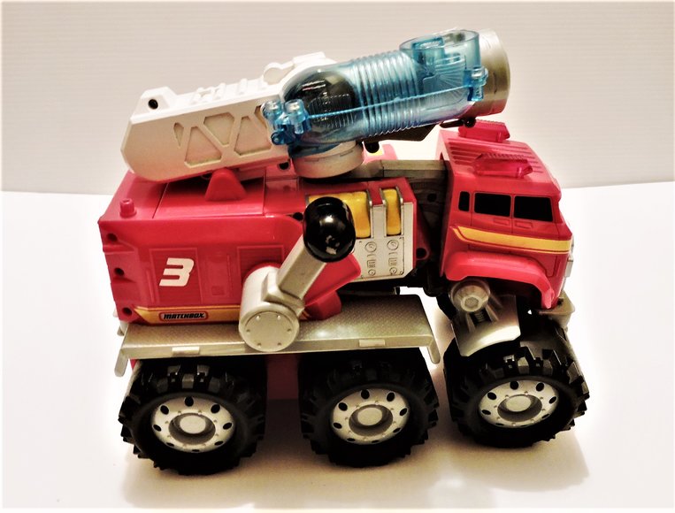 Image for MATCHBOX - SMOKEY THE TALKING FIRE TRUCK