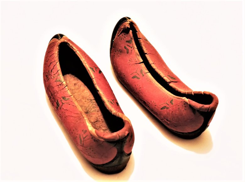 Image for Korean Shoes Arrived in Canada Post Korean War