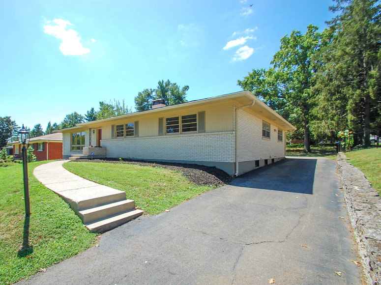 Image for Absolute Real Estate Auction in the Highlands