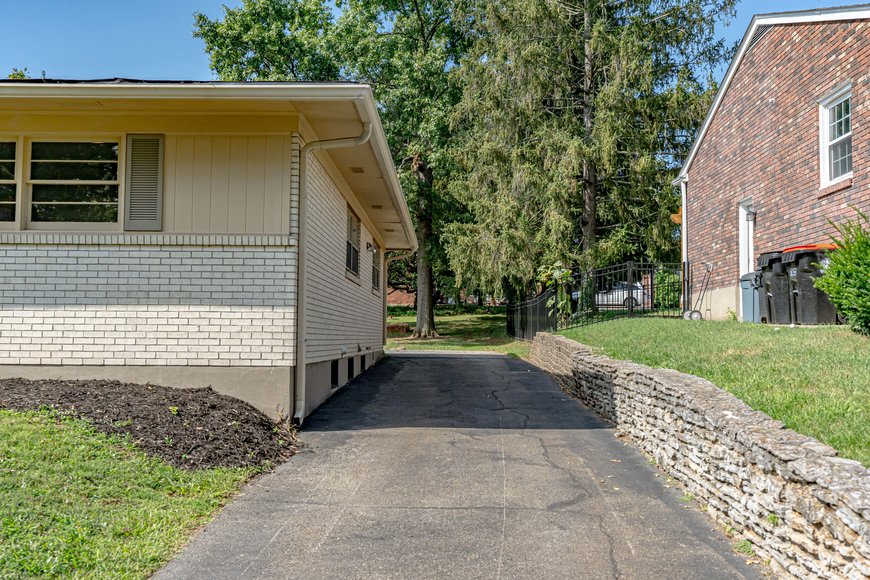 Image for Absolute Real Estate Auction in the Highlands