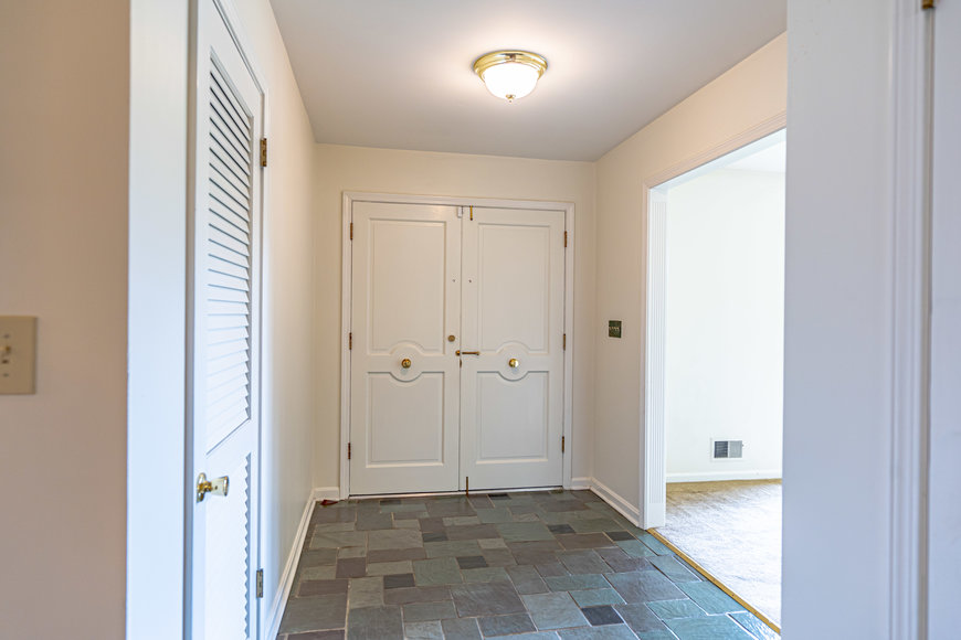 Image for Absolute Real Estate Auction in the Highlands