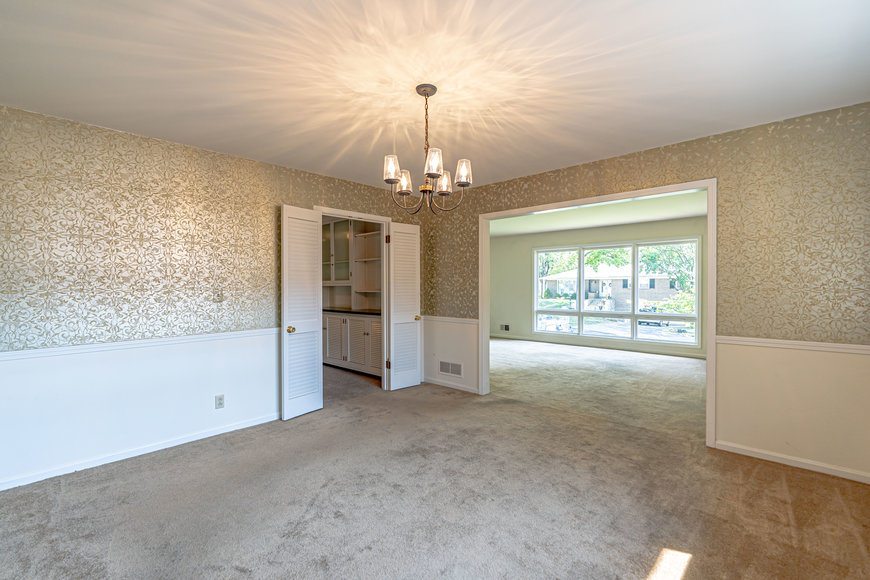 Image for Absolute Real Estate Auction in the Highlands