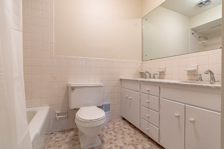 Image for Absolute Real Estate Auction in the Highlands