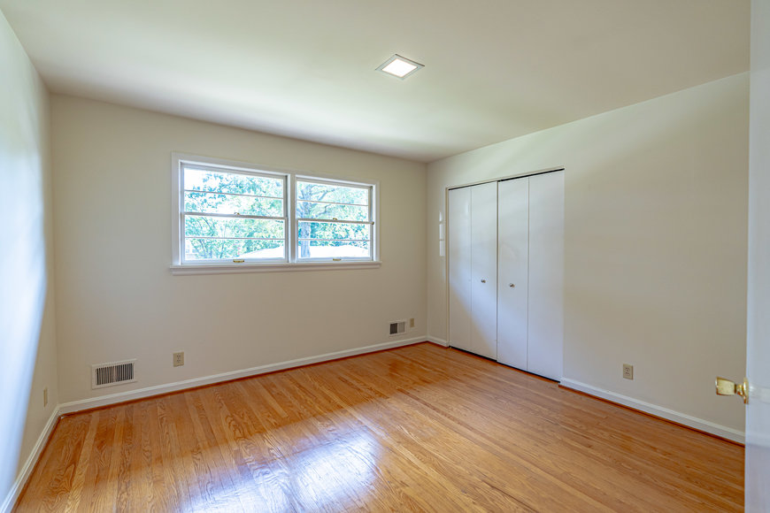 Image for Absolute Real Estate Auction in the Highlands