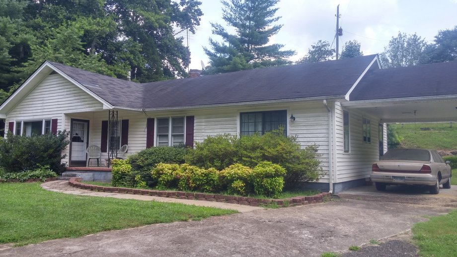 Commissioner's Sale Home & 3.153± Acres in Claudville, VA