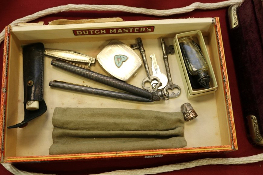 Image for Gallery Auction with Sports Memorabilia and Sporting Equipment: 9-12-19