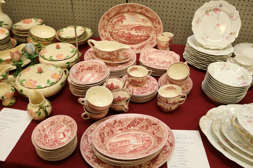 Image for Gallery Auction with Sports Memorabilia and Sporting Equipment: 9-12-19