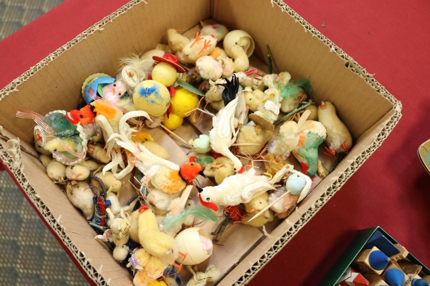 Image for Gallery Auction with Sports Memorabilia and Sporting Equipment: 9-12-19