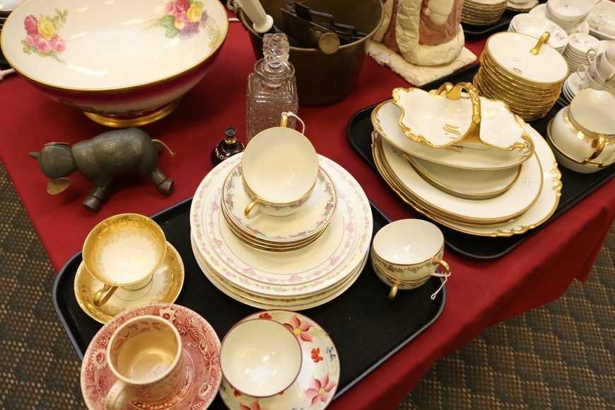 Image for Gallery Auction with Sports Memorabilia and Sporting Equipment: 9-12-19