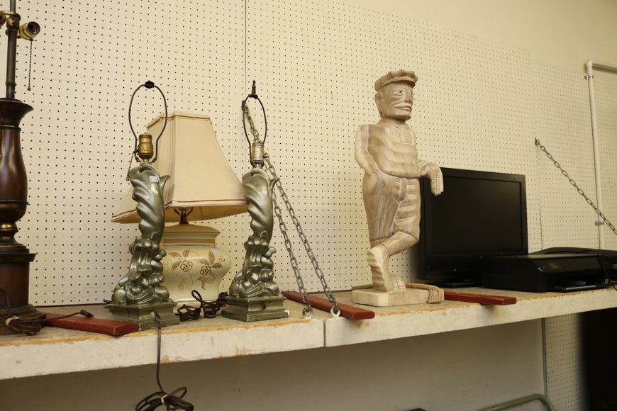 Image for Gallery Auction with Sports Memorabilia and Sporting Equipment: 9-12-19