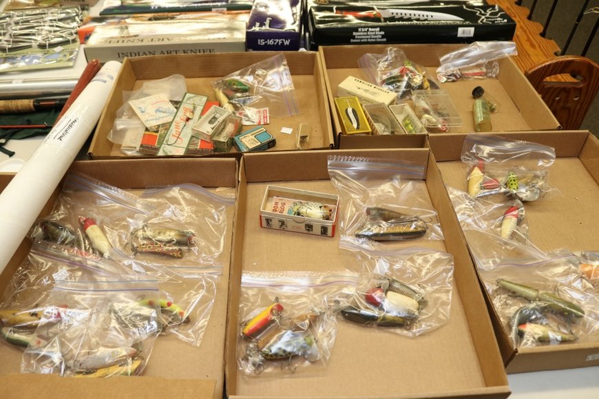 Image for Gallery Auction with Sports Memorabilia and Sporting Equipment: 9-12-19