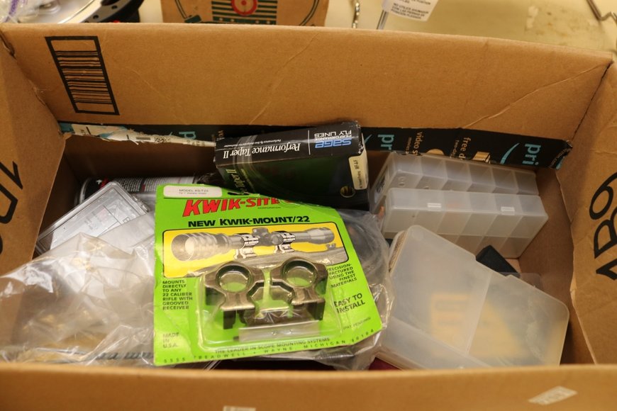 Image for Gallery Auction with Sports Memorabilia and Sporting Equipment: 9-12-19