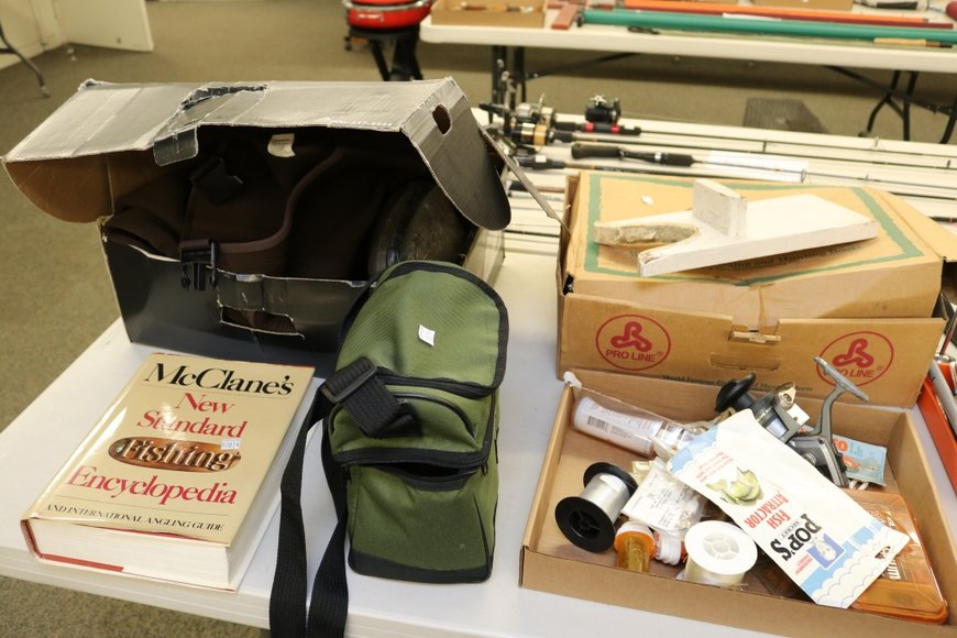 Image for Gallery Auction with Sports Memorabilia and Sporting Equipment: 9-12-19