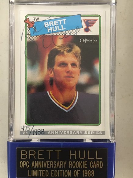 Image for Gallery Auction with Sports Memorabilia and Sporting Equipment: 9-12-19