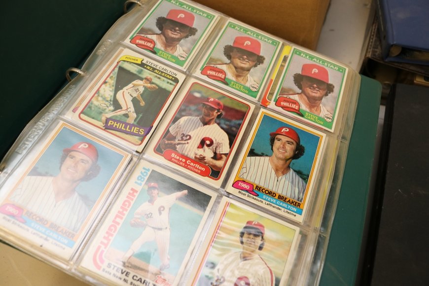 Image for Gallery Auction with Sports Memorabilia and Sporting Equipment: 9-12-19