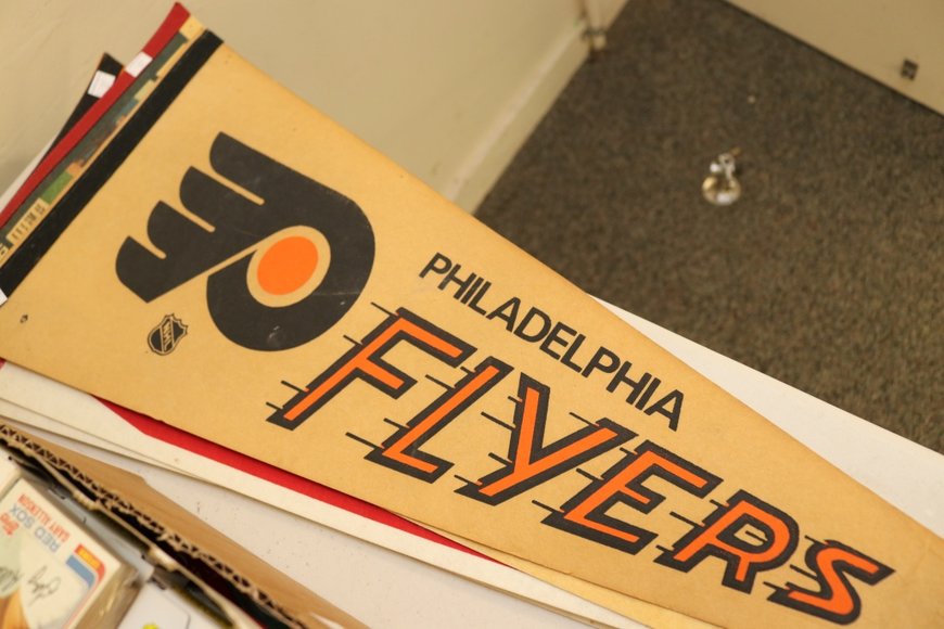 Image for Gallery Auction with Sports Memorabilia and Sporting Equipment: 9-12-19