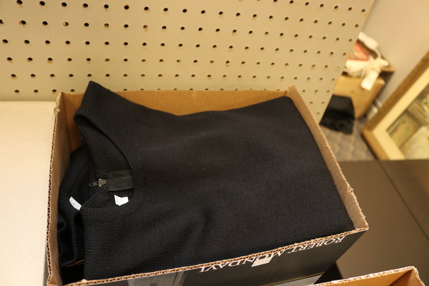 Image for Gallery Auction with Sports Memorabilia and Sporting Equipment: 9-12-19